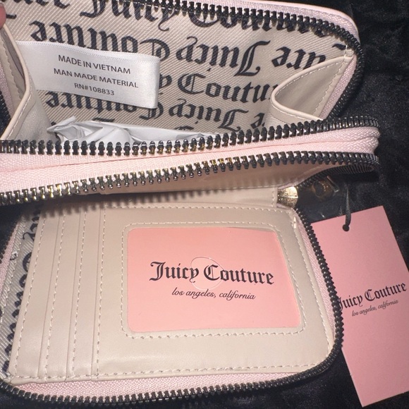 Juicy Couture pink wallet - Picture 4 of 4